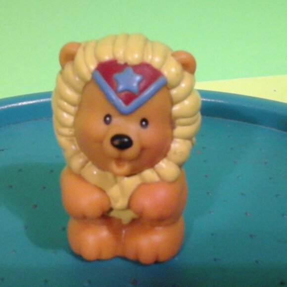 Little people bundle zebra lion Cheetah & cook - Picture 5 of 6